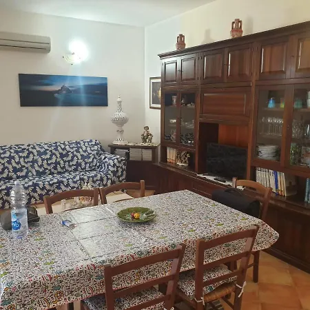 בית נופש Casa Cannugia By La Via Del Mare Viaggi E Vacanze