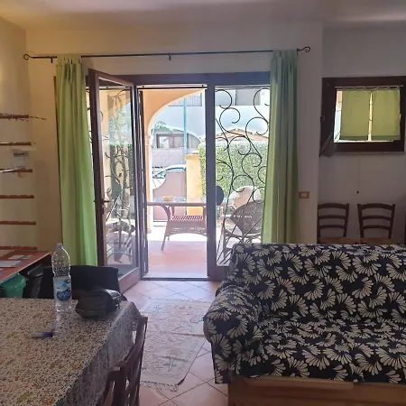 Casa Cannugia By La Via Del Mare Viaggi E Vacanze בית נופש