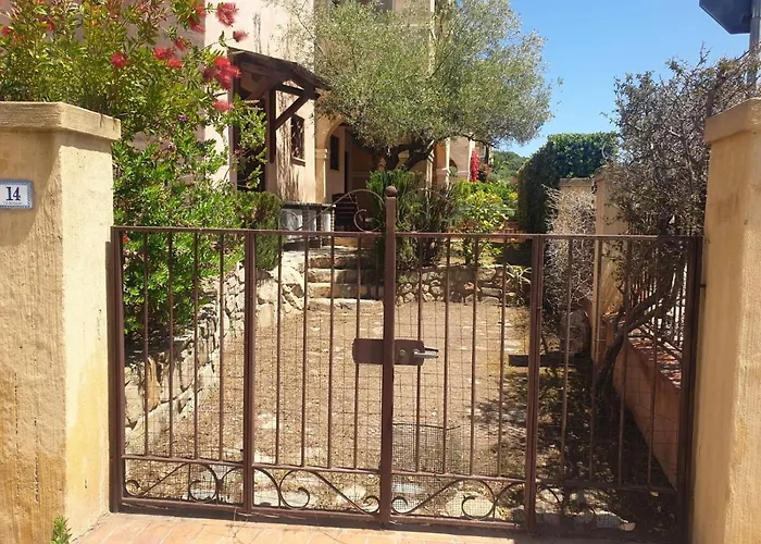 Holiday home Casa Cannugia By La Via Del Mare Viaggi E Vacanze *